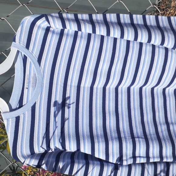 No Boundaries Light Striped Sweater, Size L - Picture 8 of 8